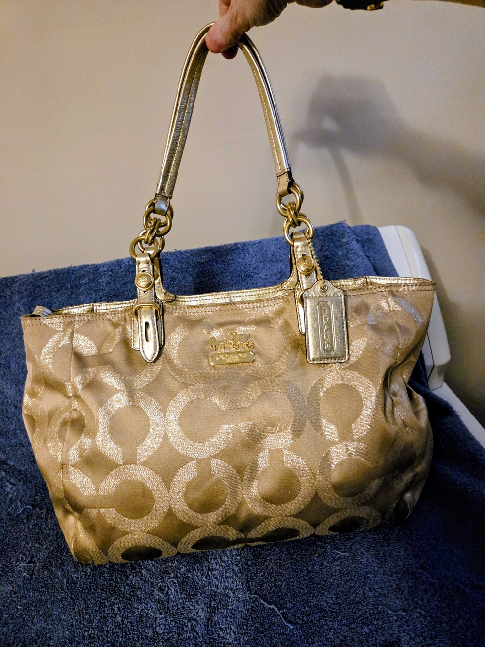 Like New Coach Metallic Gold Signature Jacquard Shoulder Tote
